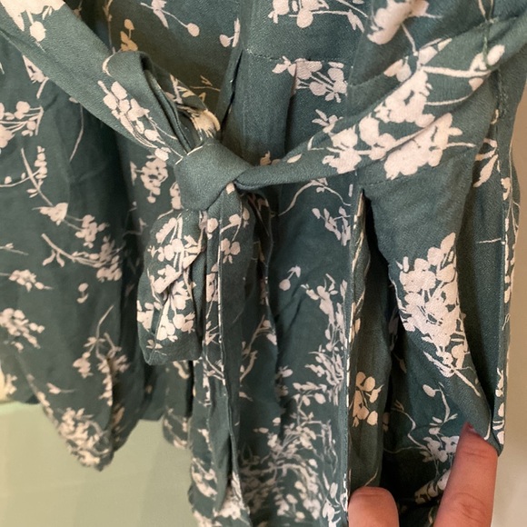 Anthropologie Greylin Clarissa Floral Romper - Picture 6 of 9